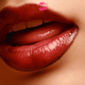 Gif animé bouche vampire